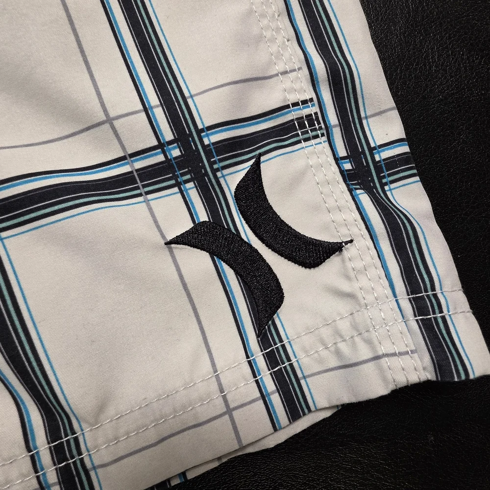 Hurley Men’s White Plaid Board Shorts - Summer 2009